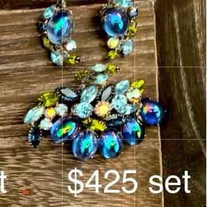True Vintage Mermaid Blue Greens Golden Jelly Water Drop Stones Magnificent Set